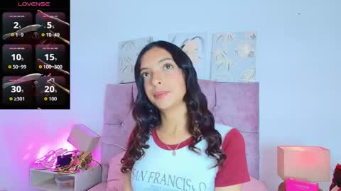 skye moore online show from February 25, 7:23 pm