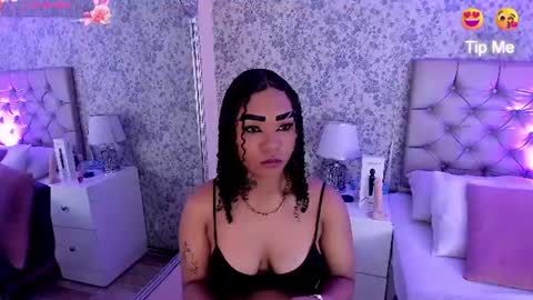 skylerbloom online show from August 3, 8:47 pm