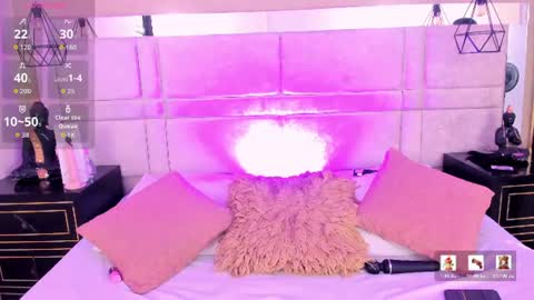 skylerbloom online show from July 11, 9:26 pm