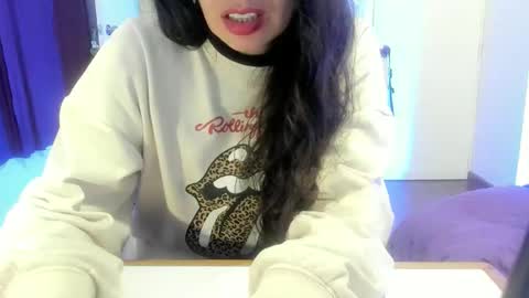 skyler online show from November 22, 6:16 am