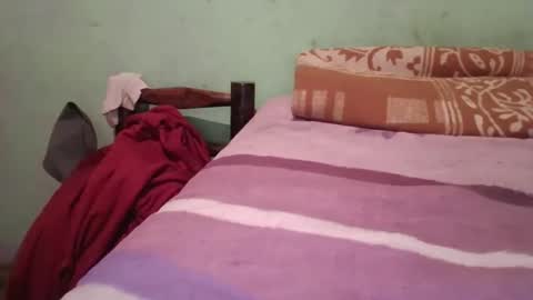 Skylour online show from December 2, 9:11 am