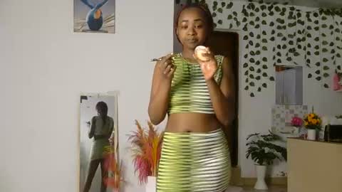 Bella online show from July 18, 1:53 am