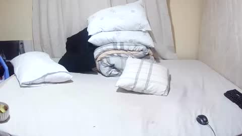 slender_sweetbabe online show from June 29, 12:05 pm