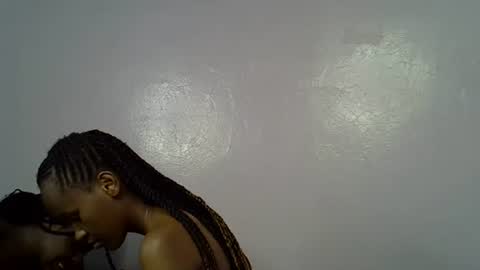 Snapshot of slim_alicia chatting on October 9, 6:56 pm Alicia online show from October 9, 6:56 pm
