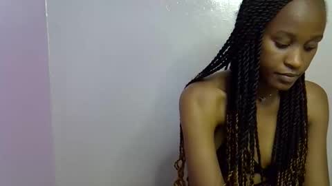Snapshot of slim_alicia chatting on September 22, 5:33 pm Alicia online show from September 22, 5:33 pm