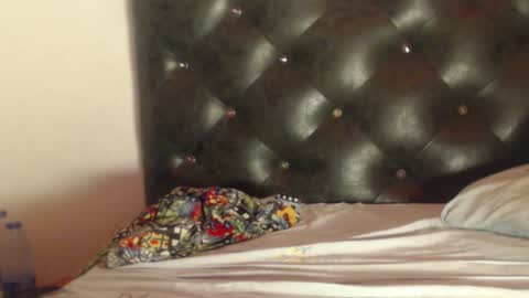 teddy online show from January 8, 6:12 pm