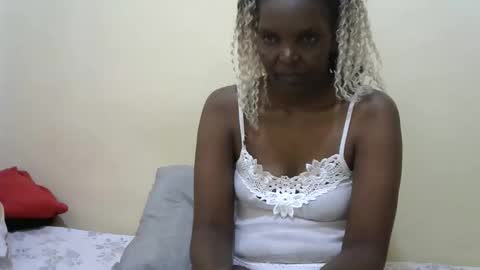 Snapshot of slimmygal chatting on September 30, 7:14 am slimmygal online show from September 30, 7:14 am