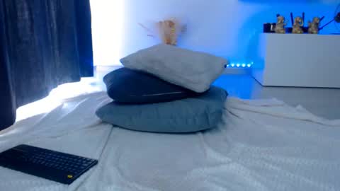 Ariana online show from November 21, 9:44 am