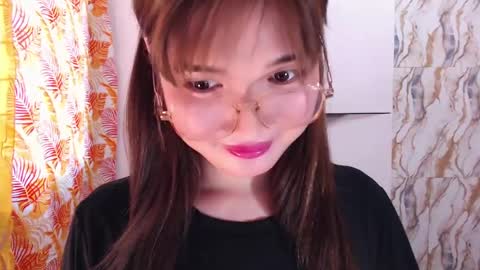 slutty_hannaxx online show from July 19, 6:15 am