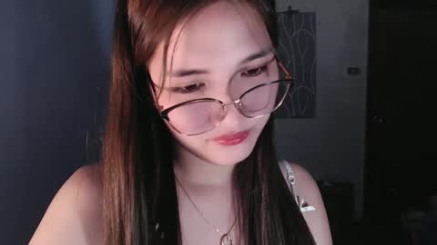 slutty_hannaxx online show from April 29, 6:49 am