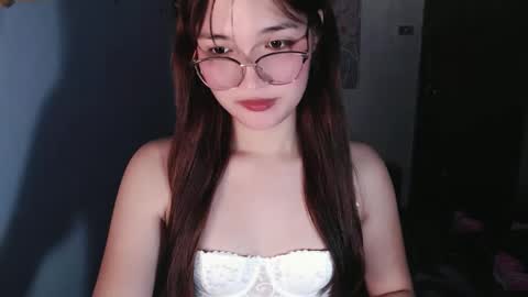 slutty_hannaxx online show from March 10, 8:46 pm