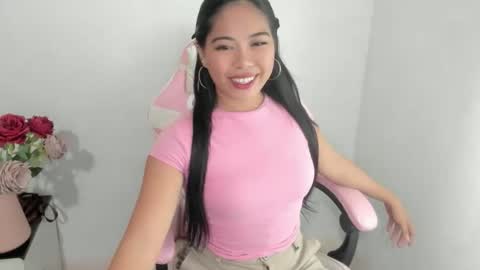 slutyshaine online show from February 16, 11:15 pm