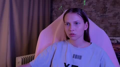 Emma online show from March 15, 4:42 pm