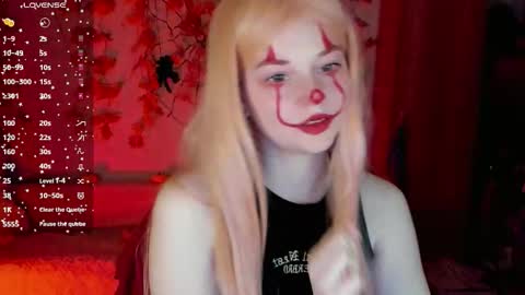 Snapshot of smallimpmeili chatting on October 18, 8:10 pm smallimpmeili online show from October 18, 8:10 pm