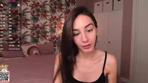 Elizabeth online show from July 29, 1:16 am
