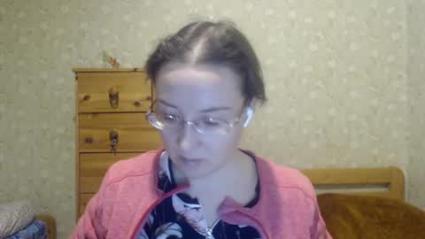 Snapshot of smart_rose chatting on January 20, 7:04 pm smart_rose online show from January 20, 7:04 pm