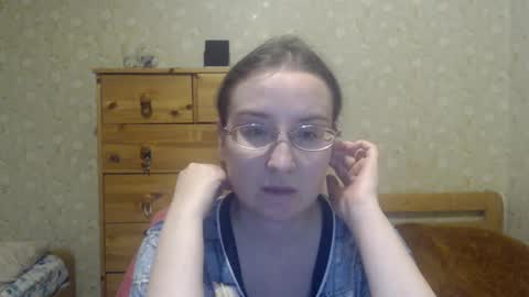 Snapshot of smart_rose chatting on February 1, 12:51 am smart_rose online show from February 1, 12:51 am