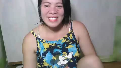 smilinglady27 online show from September 17, 5:49 am