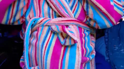 DIAN dee-ann online show from September 19, 12:48 pm