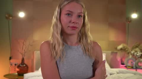 Candice Snow online show from December 14, 12:01 pm