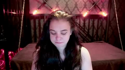 snowwhite_bella online show from April 25, 7:11 pm