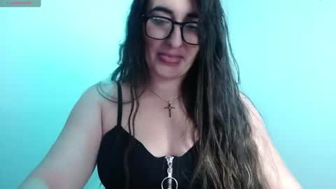 Soffi Betacur online show from July 13, 9:26 pm
