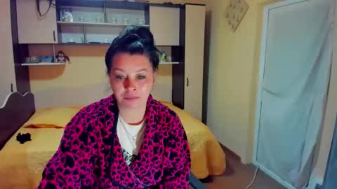 Soffy online show from May 1, 4:16 am