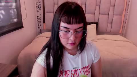 SOFI BLAKE online show from May 8, 12:52 pm