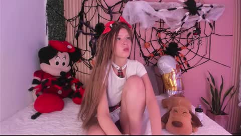 Snapshot of sofi_cuttie chatting on October 25, 8:37 pm sofi_cuttie online show from October 25, 8:37 pm