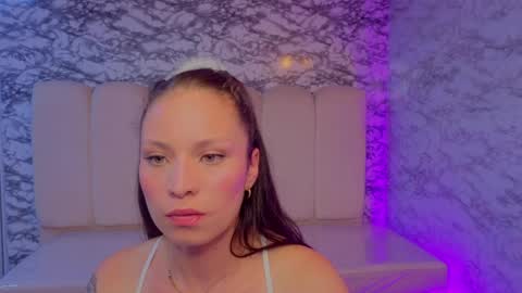 sofi_green_v online show from May 27, 10:07 pm