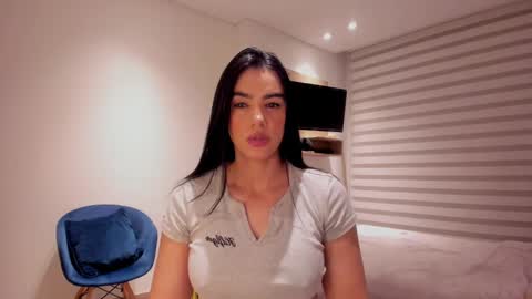 Snapshot of sofi_saenzz chatting on October 14, 12:02 am Sofi Saenzz online show from October 14, 12:02 am