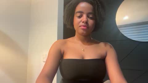 Sofi online show from April 26, 10:29 pm