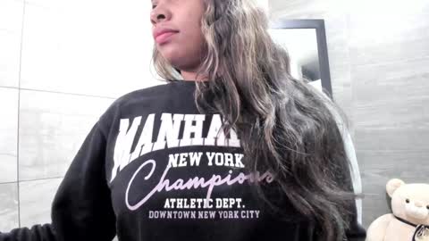 Snapshot of sofia86379 chatting on January 14, 4:18 pm sofia86379 online show from January 14, 4:18 pm