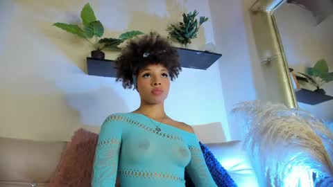 S O F I A  online show from April 28, 2:27 am