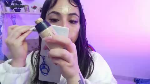 sofia_lara28 online show from July 28, 12:34 pm
