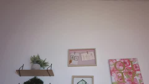     online show from November 28, 3:53 am