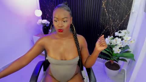 Sofia Samuels online show from August 7, 11:56 pm