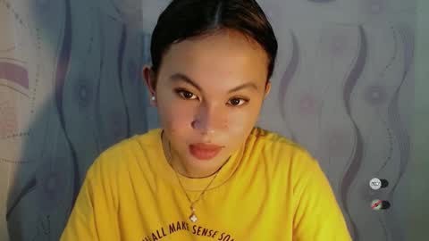 sofia_sweetheart18 online show from February 12, 2:57 am