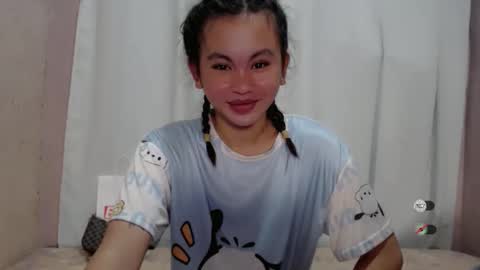 sofia_sweetheart18 online show from March 7, 7:26 am