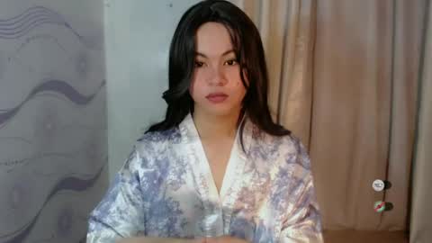 sofia_sweetheart18 online show from July 6, 4:09 pm