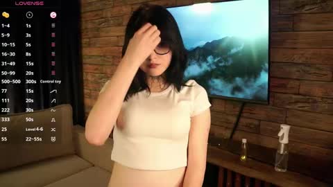 Third day here my name Eva online show from March 30, 8:19 pm