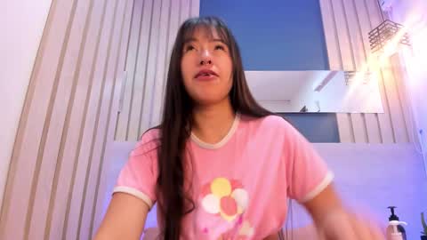 soficandy_ online show from February 2, 1:32 pm