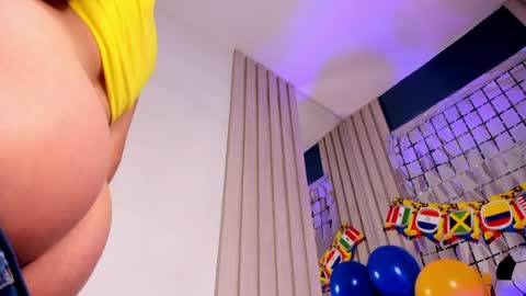 soficandy_ online show from June 17, 1:01 pm