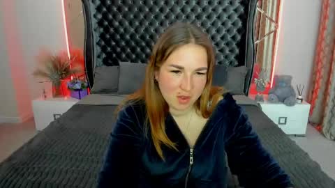 sofii_darling online show from April 30, 5:07 pm