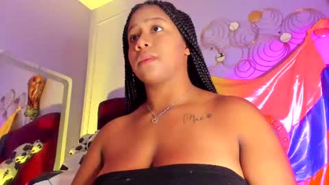 sofiifox online show from July 5, 3:35 am
