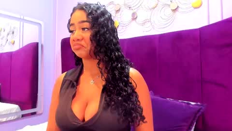 sofiifox online show from October 21, 7:18 pm