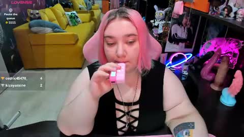 Sofie online show from June 13, 3:04 am