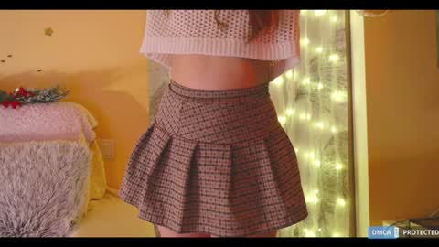 Lisa  online at  .11 from about utc online show from December 15, 12:38 pm