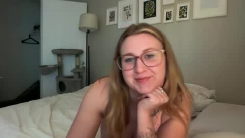 softslutxo online show from August 1, 2:46 am