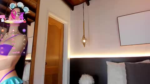 Sol Avelar online show from October 31, 3:52 am